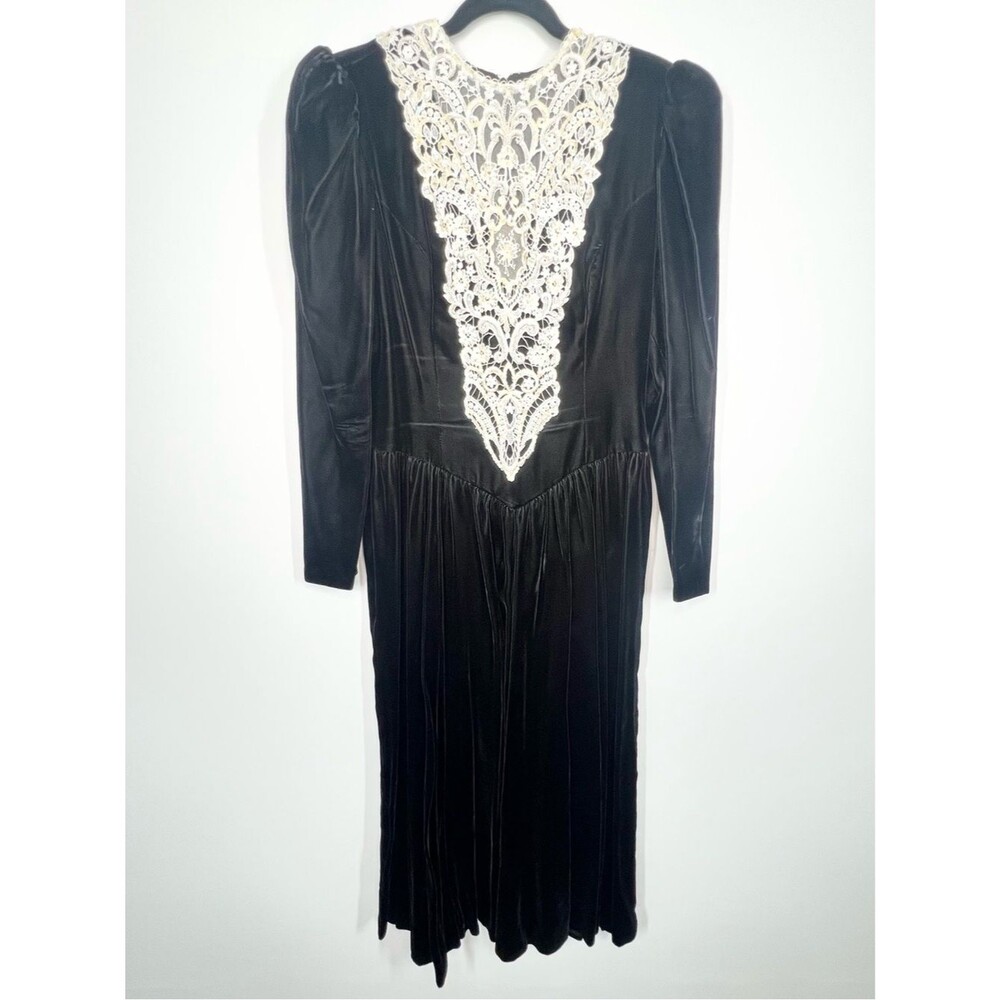 VTG Jessica McClintock Black Velvet Victorian Lace Bib Dress Romantic Goth 12